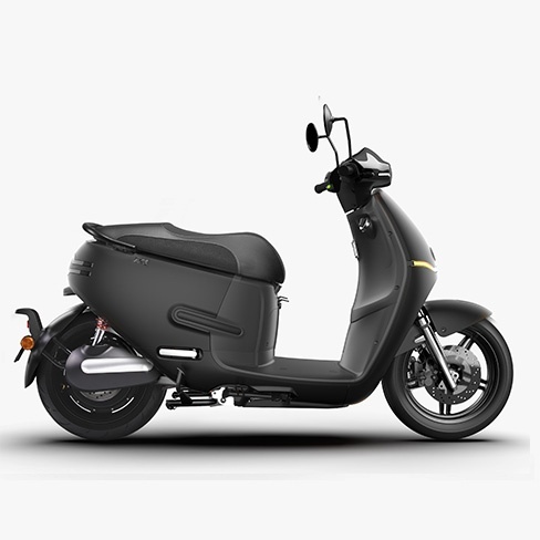 mota eletrica scooter horwin voltstore branca ek1 ek3 supersoco vespa preta mobilidade preto mate