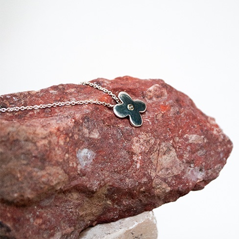 Colar AMOR PRECIOSO  com Diamante em Prata