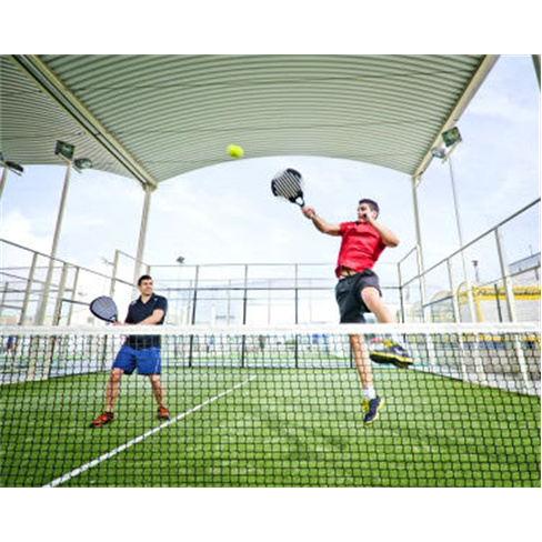 Padel para 4 Pessoas com Bolas | 1h | Clube de Padel - Docas