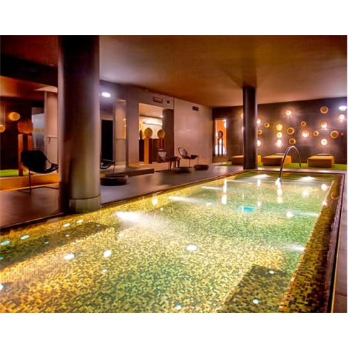 Circuito de Águas | Spa Ati...as (1h30) + Massagem Relaxante (40 Min) | 1 Pesso