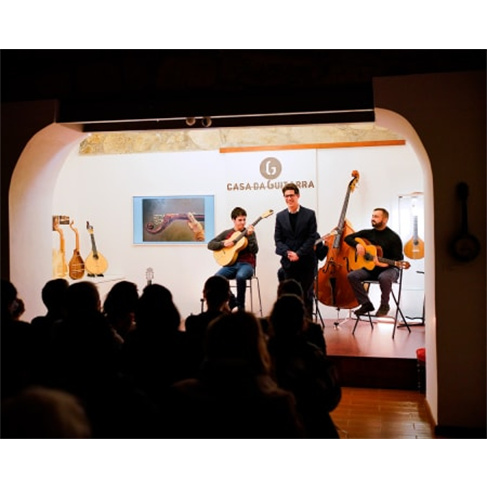Concerto de Fado na Casa da Guitarra no Porto Bilhete Júnior (13-18 Anos)