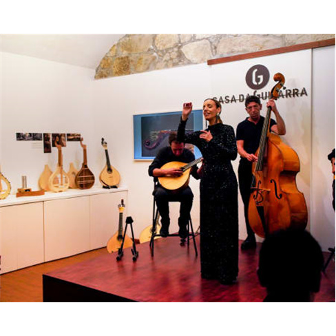 Concerto de Fado na Casa da Guitarra no Porto Bilhete Adulto (>19 Anos)