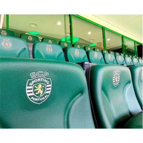 100% Sporting Clube de Port...ádio com opção de Cachecol Família | Entrada M