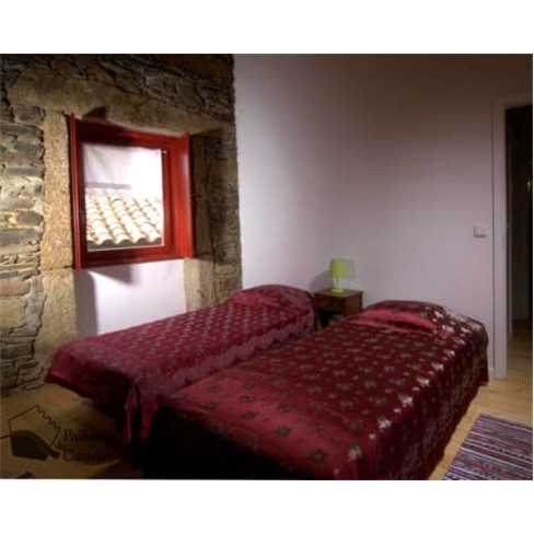 Palheiros do Castelo - Sabugal | Alojamento c/ Vista Castelo 2 Noites