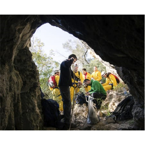 Espeleologia na Arrábida! D...er The Nature Espeleologia na Arrábida | 4 Pesso