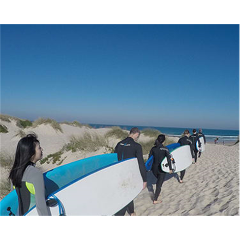 Aula com a UpRise Surf Scho...estão em Peniche! Aula de Bodyboard para 2 Pessoa