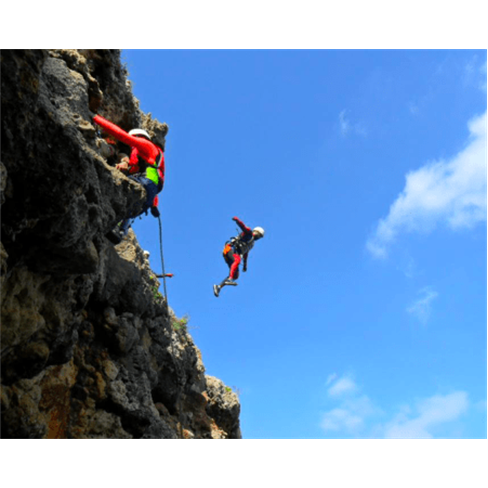 Coasteering no Portinho da Arrábida com Fotografias da Actividade | Into the Na