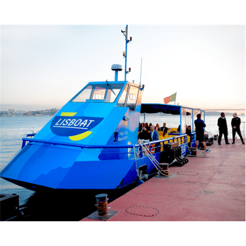 Bilhete de 24 Horas em Cruzeiro Turístico no Tejo | Hop On Hop Off - Lisboat Bi