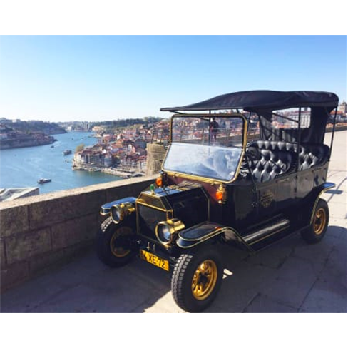 Tour Histórico na Cidade do Porto no Lendário Ford T | até 4 Pessoas | OldTou