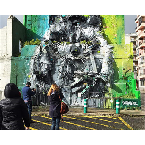 «Street Art Tour» Passeio Guiado pela Arte Urbana de Lisboa | 2h30