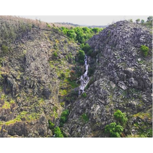 Visita Guiada em Arouca para Dois | NaTour Way Visita aos Passadiços do Paiva +