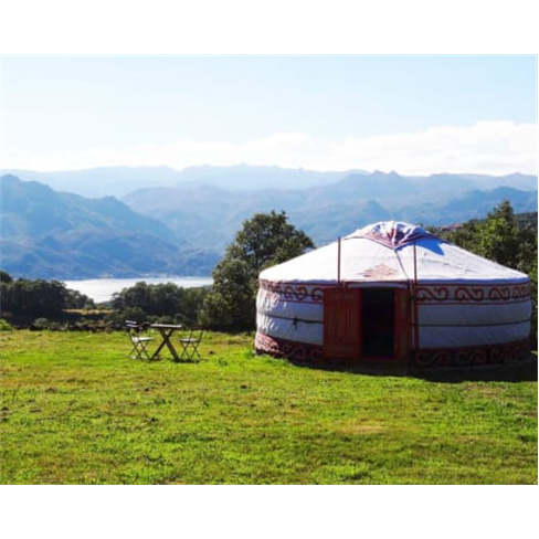 Nomad Planet - Gerês | Estadia Insólita em Yurt 1 Noite
