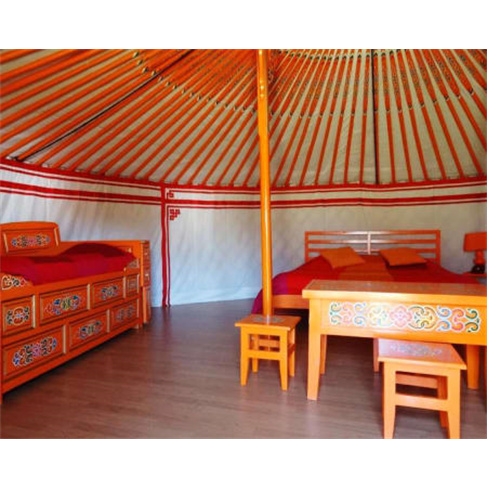 Nomad Planet - Gerês | Estadia Insólita em Yurt 1 Noite