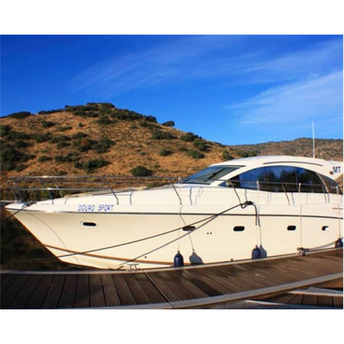 Passeio em Iate no Douro c/ Welcome Drink - Grupo até 10 Pessoas | DouroCharter