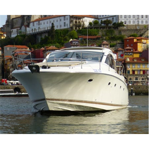 Passeio em Iate no Douro c/ Welcome Drink - Grupo até 10 Pessoas | DouroCharter