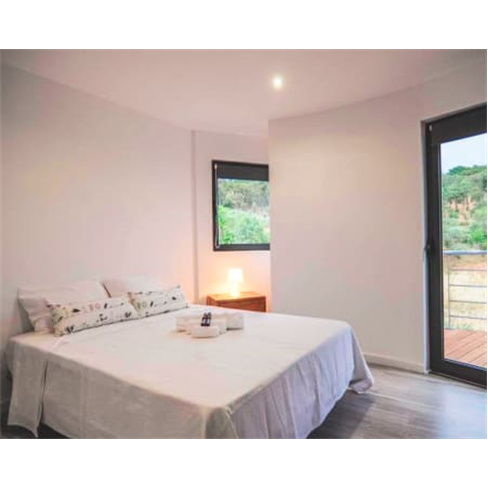 Bela Vista Silo Housing - Alfândega da Fé | Estadia Insólita em Silo 1 Noite
