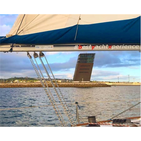 Baptismo de Vela no Rio Tej...s! BYX Experiência para Até 4 Pessoas em Exclusi