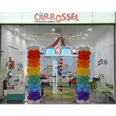 Corte Cabelo para Criança c/ Gift | Carrossel Cabeleireiro Infantil - Sintra Co