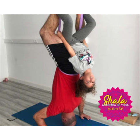 Workshop de Yoga Suspenso para Adultos ou Crianças - 1h30 | Shala Academia - Al