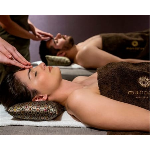 Retiro Espiritual a Dois co...is Massagem Indiana + Circuito de Águas - Até 2h