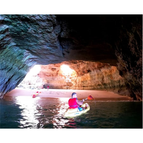 Explora as Grutas de Benagil de Kayak | Ocean 4 Fun - 2 PessoasnnCaracteres: 6