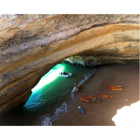 Passeio de Kayak nas Grutas de Benagil com Ocean 4 Fun - Portimão!