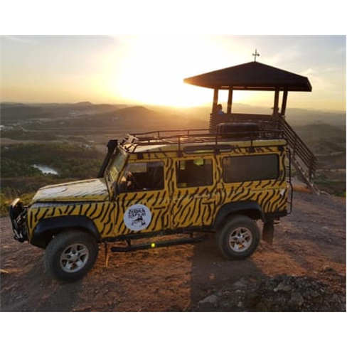 Safari ao Pôr-do-Sol com Ja...eira Safari ao Pôr-do-Sol | 2 Adultos + 2 Crian