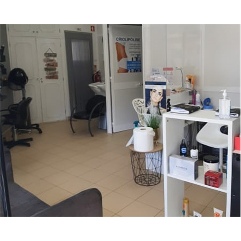 Corte + Brushing + Lavagem ...eixas Californianas + Lavagem com Champô e Másca