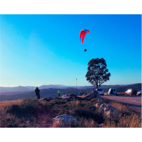 Voo de Parapente com Oferta... de Parapente em São Miguel de Poiares | 2 Pessoa