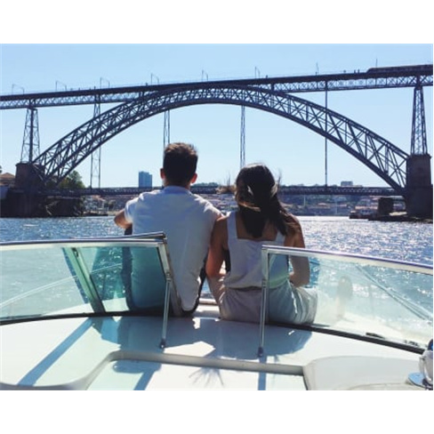 Passeio de Barco Privado no...ink e Produtos Regionais - Até 6 Pessoas | Privad
