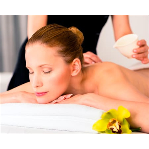 Mimo para Ela! Piscina, Massagem, Hidratação | Spa Villa C - Vila do Conde