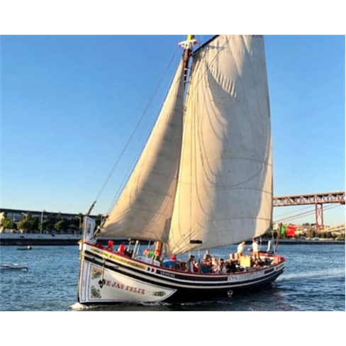 Cruzeiro em Veleiro Tradicional pelo Rio Tejo a Dois - 45 Min | Nosso Tejo