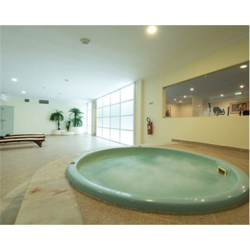 Circuito de Águas + Massagem Relax Localizada | Satsanga Spa - 2 Locais à Esco