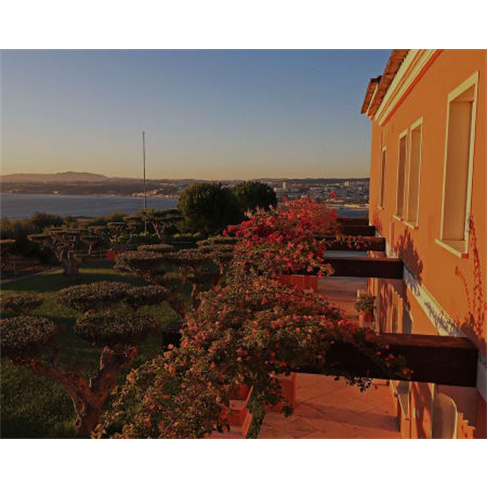 Cheque Gourmet 30€ + Vista para o Rio Tejo a Dois | Tago's - Almada