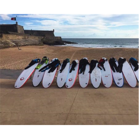 Surf em Grupo: Carcavelos ou Cresmina | Aula Wanted para 2