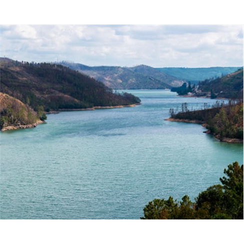 Stand Up Paddle na Barragem...guer de Prancha de Paddle - Dia Inteiro | 1 Pessoa