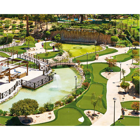 Percurso de Minigolfe com 2...MiniGolf Adventure Park | Albufeira Bilhete Sénio