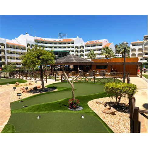 Percurso de Minigolfe com 2...MiniGolf Adventure Park | Albufeira Bilhete Sénio
