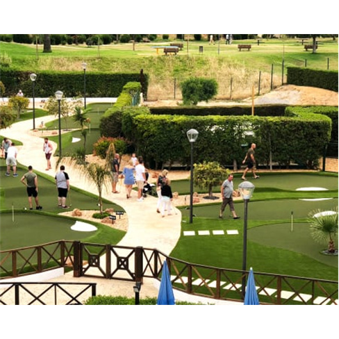 Percurso de Minigolfe com 2...MiniGolf Adventure Park | Albufeira Bilhete Sénio
