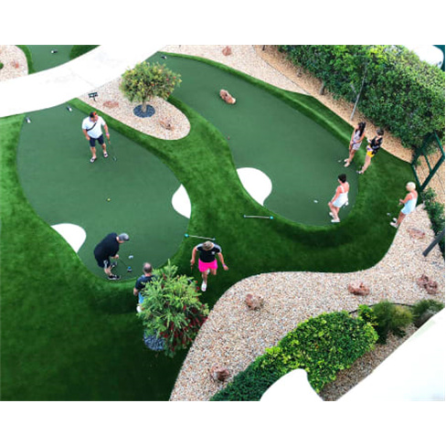 Percurso de Minigolfe com 2...MiniGolf Adventure Park | Albufeira Bilhete Sénio