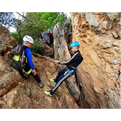 | 2 Horas | Desafie os Limites! Circuitos de Aventura na Serra da Arrábida