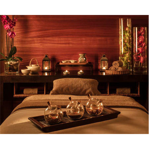 Tivoli Marina Vilamoura 5* | Massagem Relaxante em Suite Casal + Piscina a Dois.
