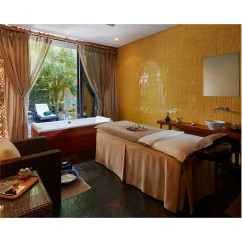 Tivoli Marina Vilamoura 5* | Massagem Relaxante em Suite Casal + Piscina a Dois.