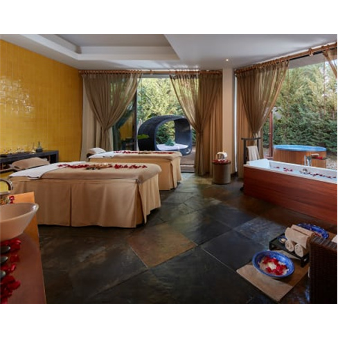 Tivoli Marina Vilamoura 5* | Massagem Relaxante em Suite Casal + Piscina a Dois.