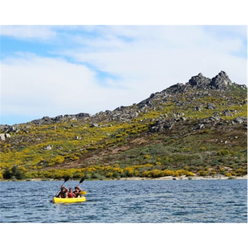 Canoagem a Dois nas Águas Cristalinas da Serra da Estrela | Vale do Rossim