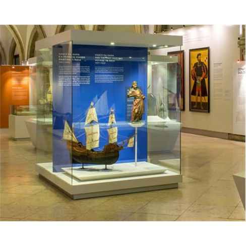 Visita ao Museu de Marinha ...ónimos Entrada de Família - 2 Adultos + 2 Crian