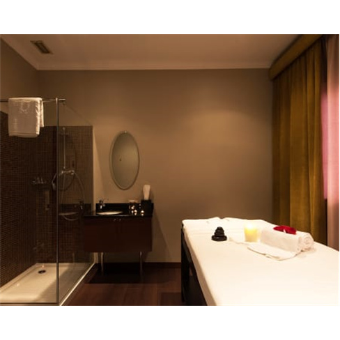 Satsanga Spa Porto | Circui... de Águas + Massagem Relax Localizada Pés e Pern