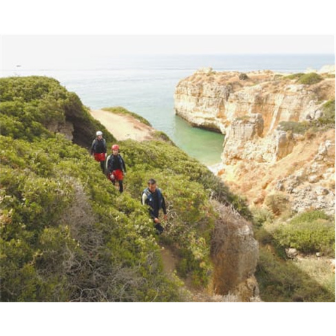 Coasteering na Praia de São Rafael para Dois | 2 Horas | Albufeira Surf & SUP