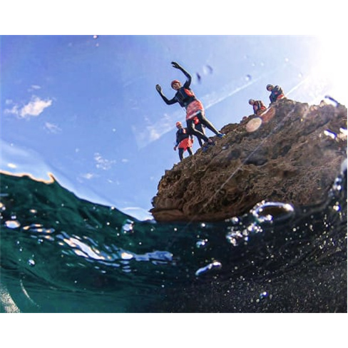 Coasteering na Praia de São Rafael para Dois | 2 Horas | Albufeira Surf & SUP