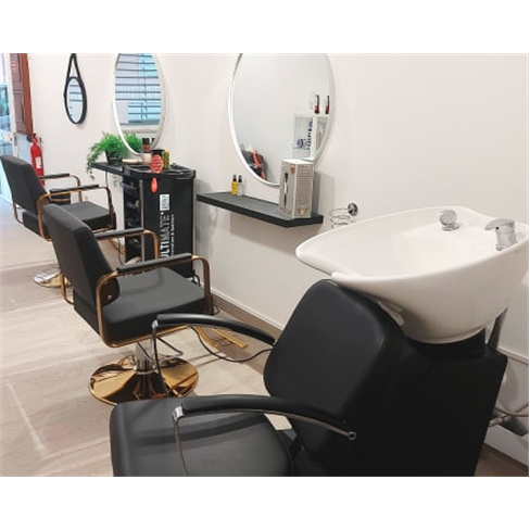 Corte e Brushing com Lavagem | Algés Corte + Brushing + Lavagem
